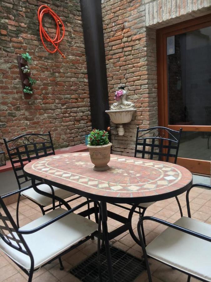 Nell'Antico Ghetto Ebraico Apartment Ferrara Luaran gambar