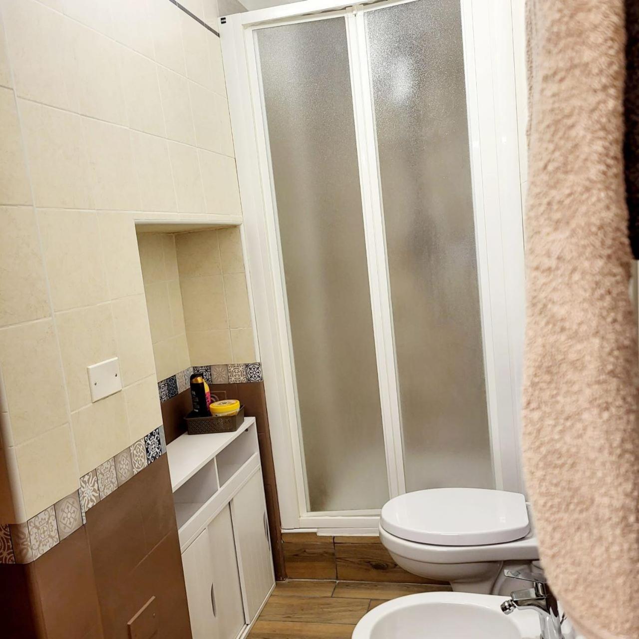 Nell'Antico Ghetto Ebraico Apartment Ferrara Luaran gambar