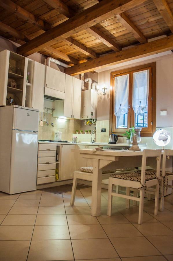 Nell'Antico Ghetto Ebraico Apartment Ferrara Luaran gambar